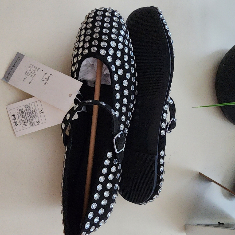 A New Day Black Flats with Rhinestone Accents NWT SZ 11 - Picture 4 of 4